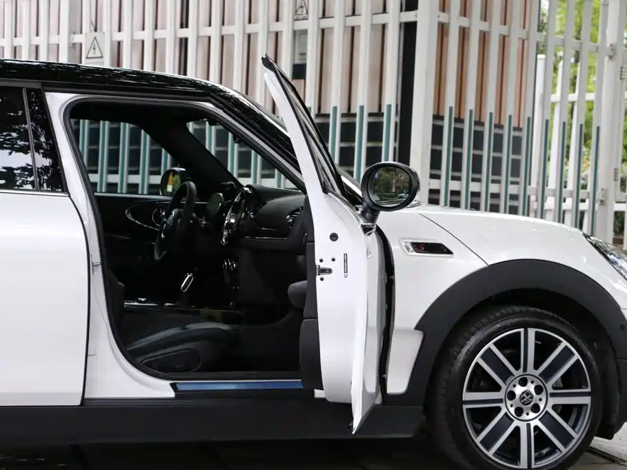 MINI Mini Clubman — миниатюра 30