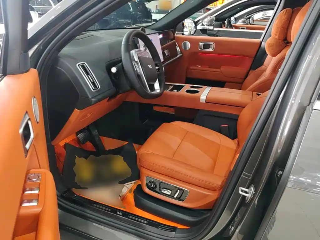 Li Auto Li L8 — миниатюра 16