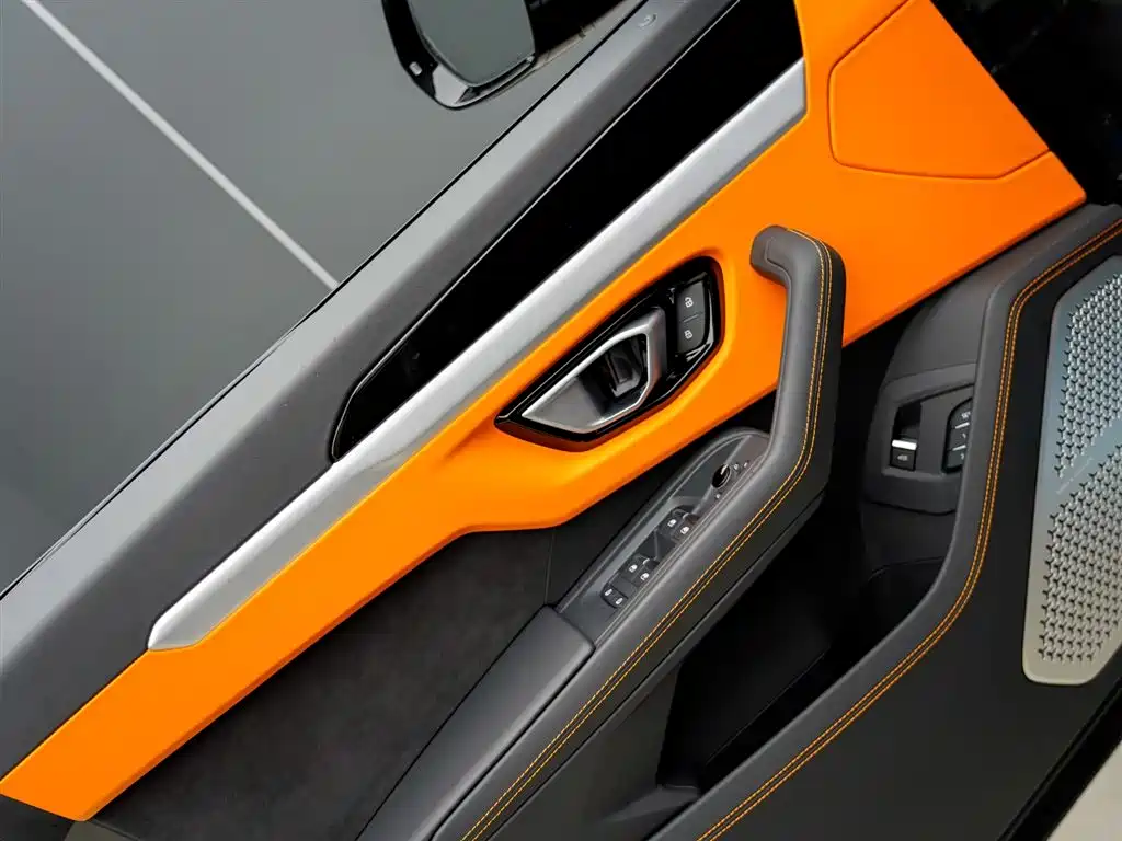 Lamborghini Urus 2023 4.0T V8 S