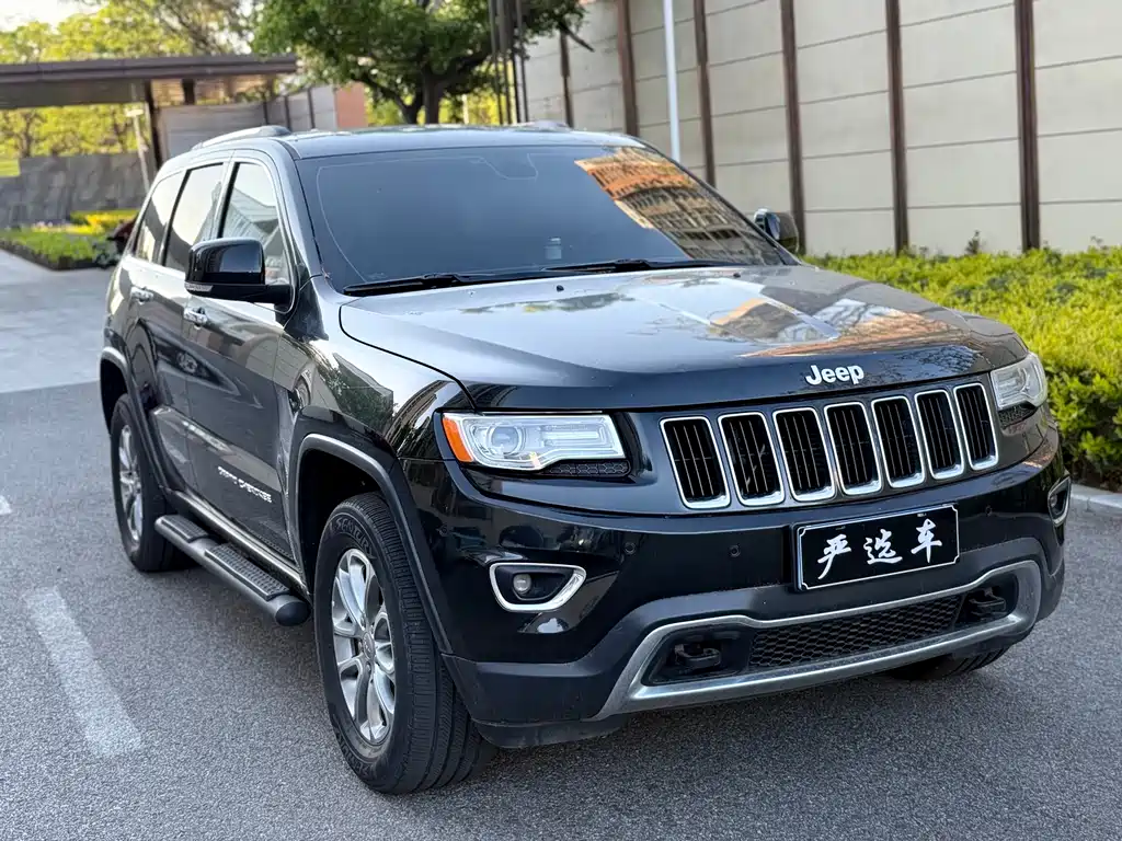 Jeep Grand Cherokee (Import) — миниатюра 3