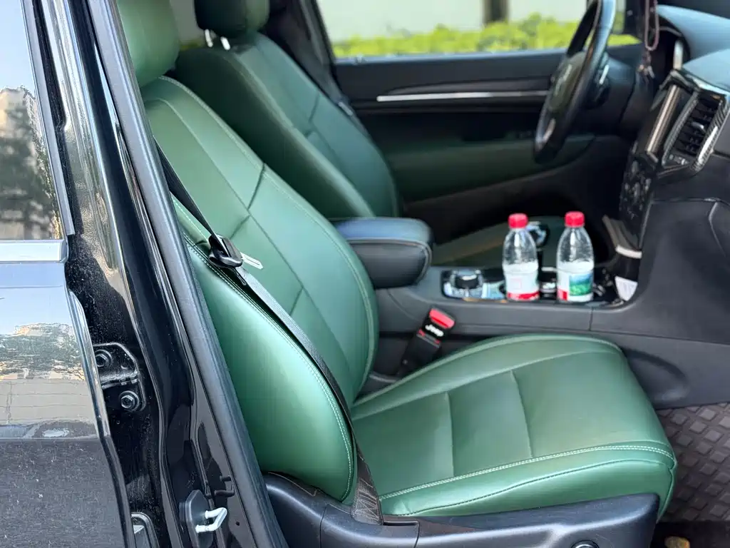 Jeep Grand Cherokee (Import) — миниатюра 13