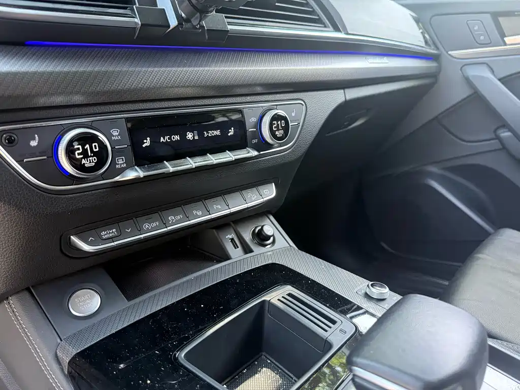 Audi Q5L — миниатюра 9