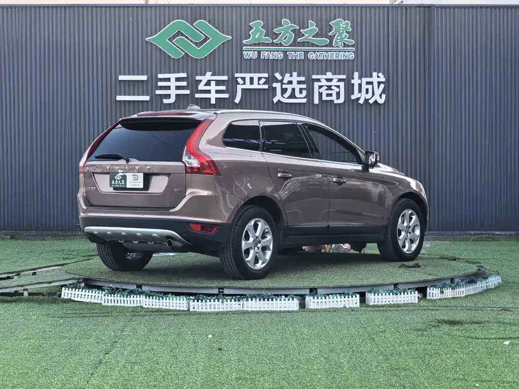 Volvo XC60 (Import) — миниатюра 24
