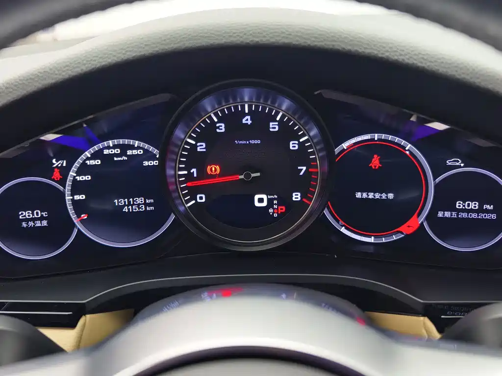 Porsche Cayenne — миниатюра 11