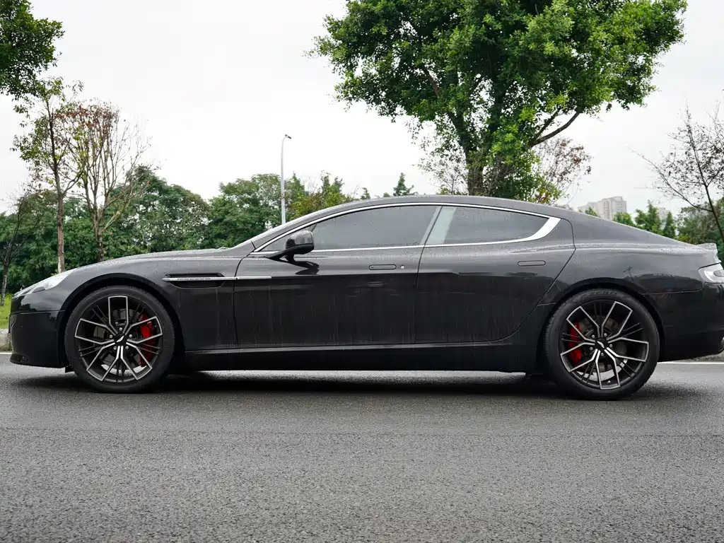Aston Martin Rapide 2013 6.0L S