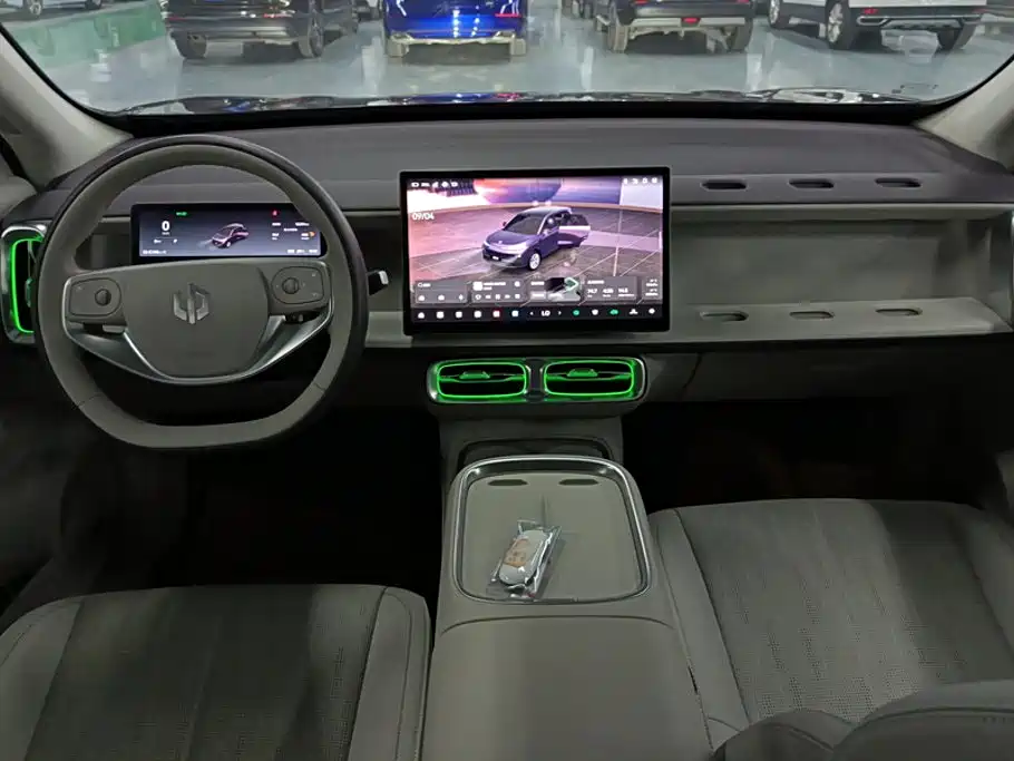Leapmotor Leapmotor B10 — миниатюра 12
