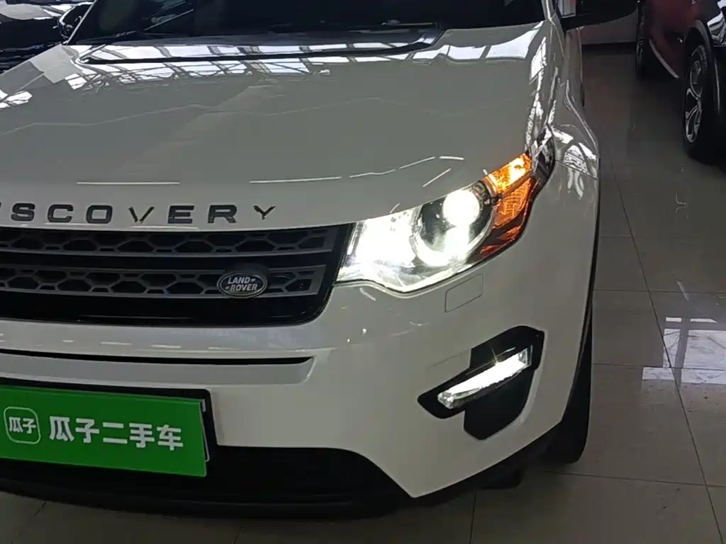 Land Rover Discovery Sport — миниатюра 24