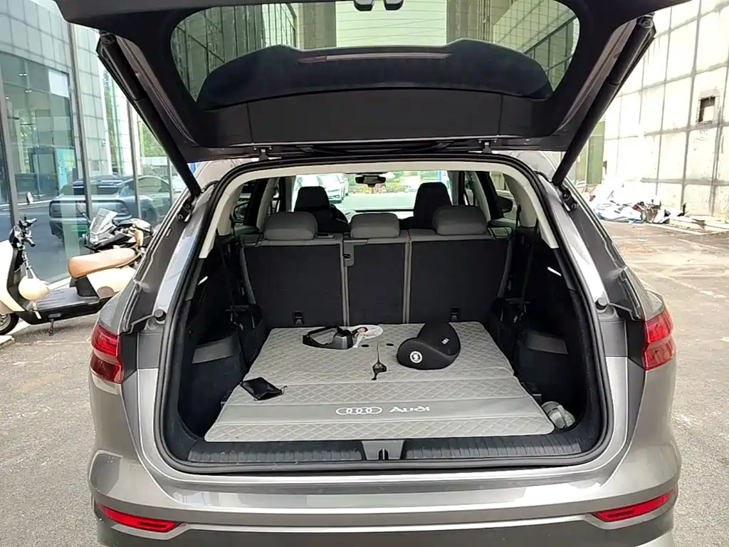 Audi Q5 e-tron — миниатюра 19