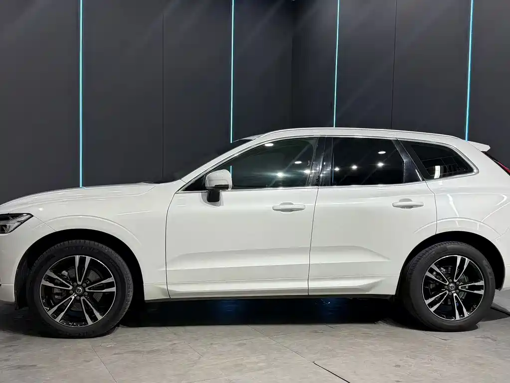 Volvo XC60 — миниатюра 4