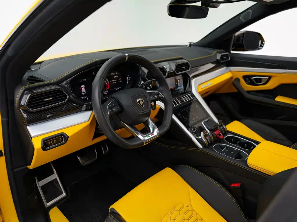 Lamborghini Urus — миниатюра 16