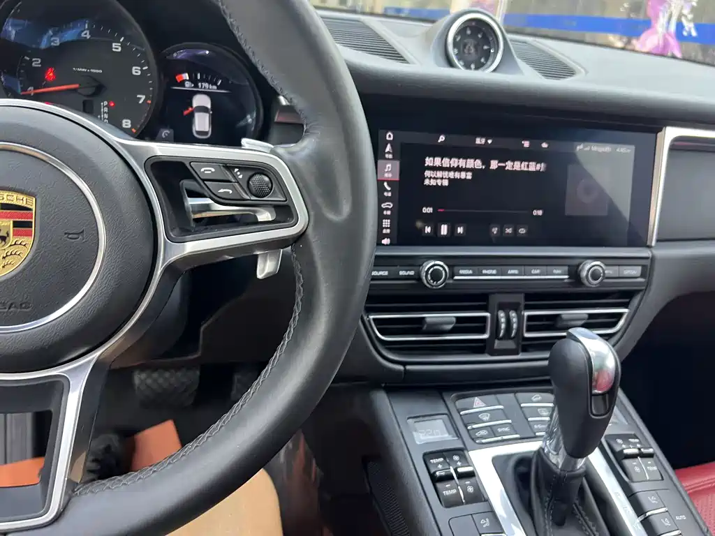 Porsche Macan — миниатюра 19