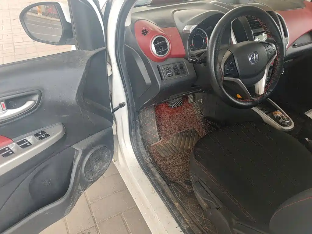 Changan BenBen — миниатюра 12