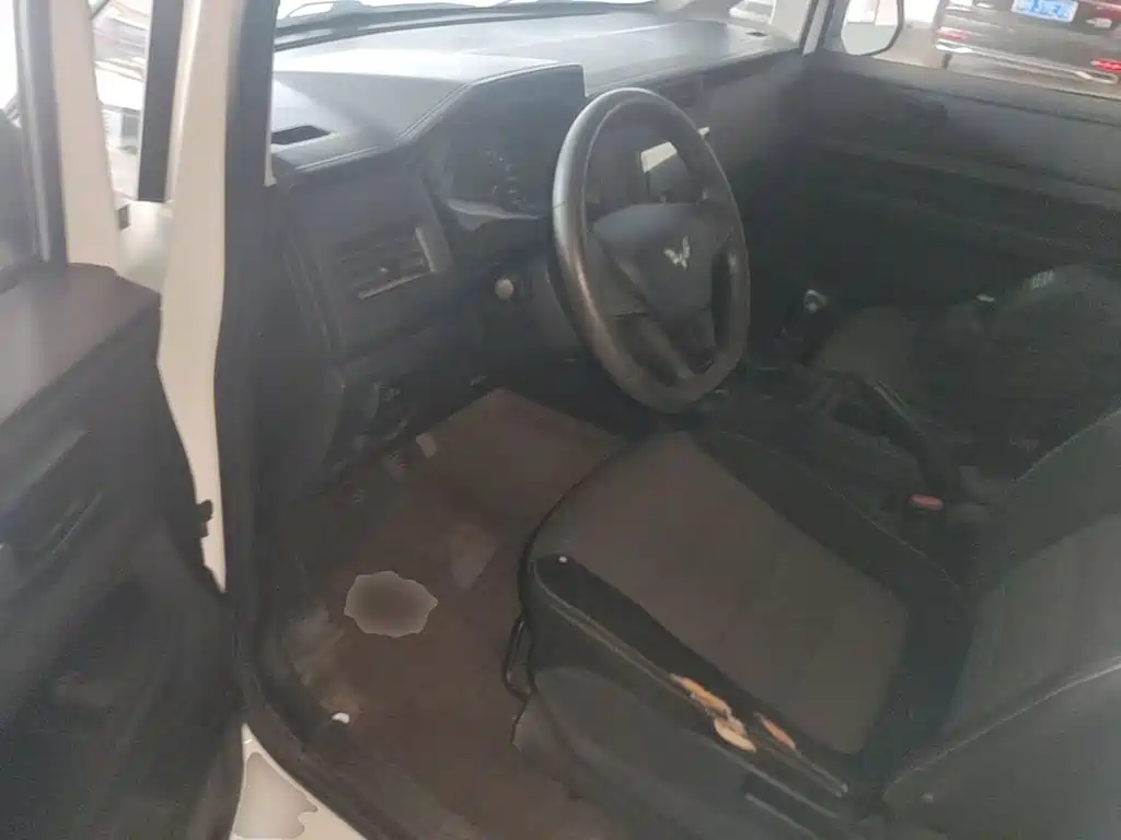 Wuling Hongguang PLUS — миниатюра 16