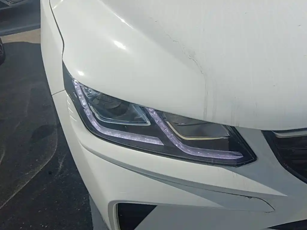 Geely Binyue — миниатюра 11