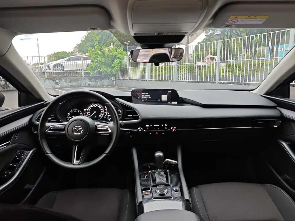Mazda 3 Axela — миниатюра 7