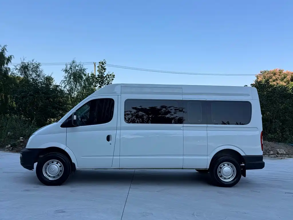 MAXUS V80 — миниатюра 3