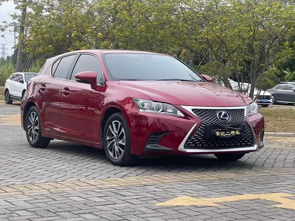 LEXUS CT