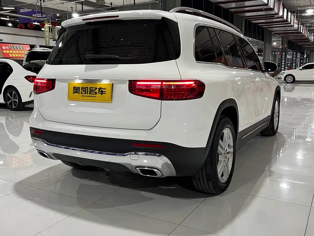 Mercedes-Benz GLB — миниатюра 6