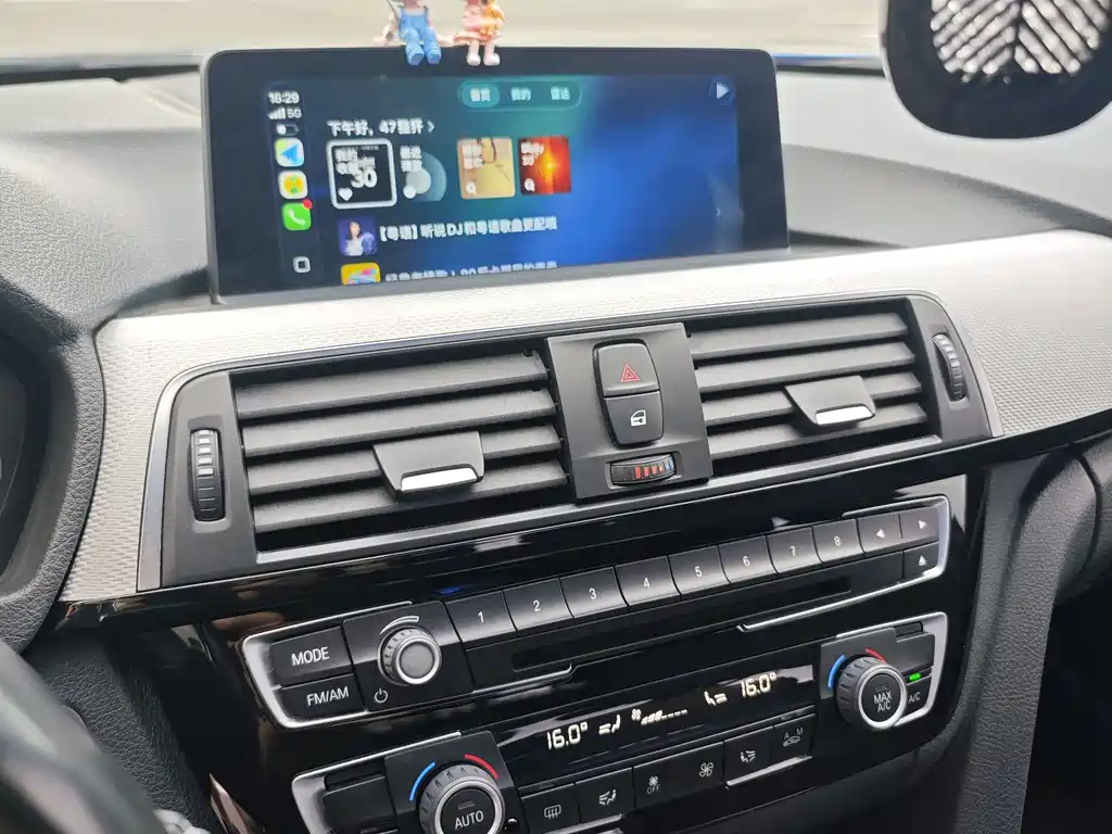 BMW 3 Series — миниатюра 14