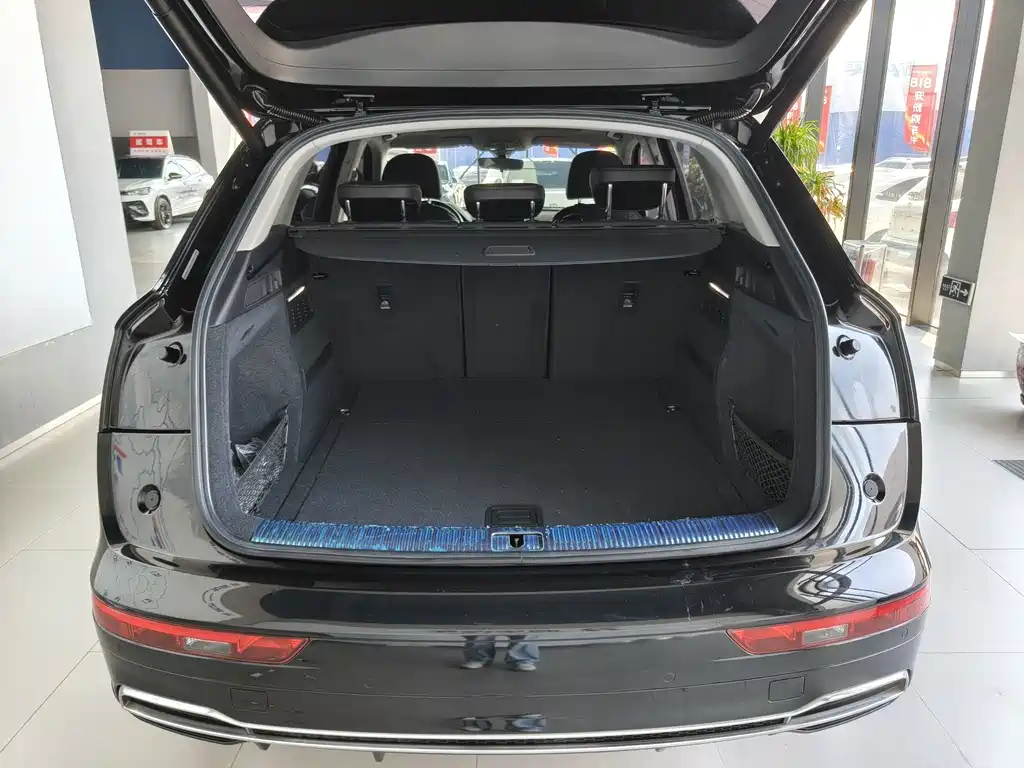 Audi Q5L — миниатюра 15