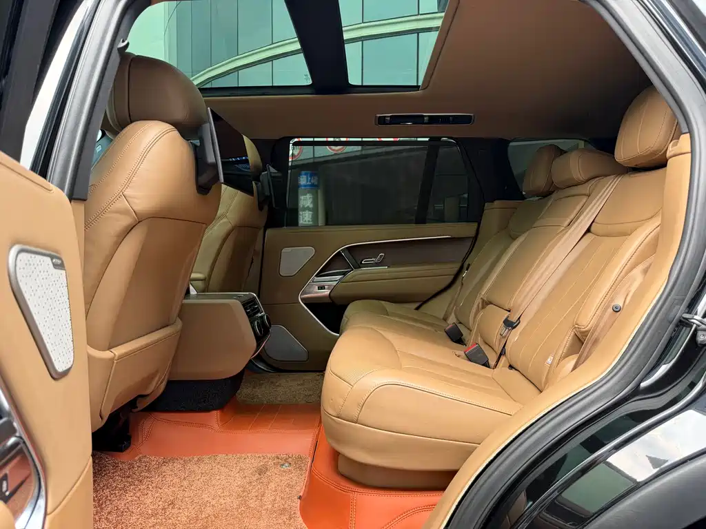 Land Rover Range Rover — миниатюра 5