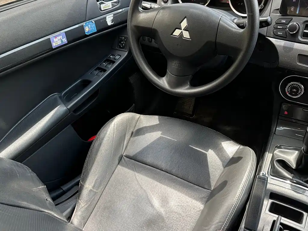 Mitsubishi Lancer EX — миниатюра 4