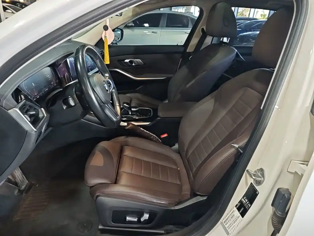 BMW 3 Series — миниатюра 15
