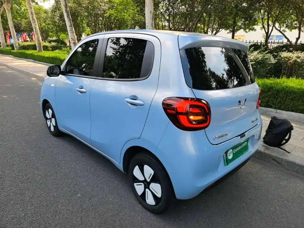 Wuling MINIEV — миниатюра 5