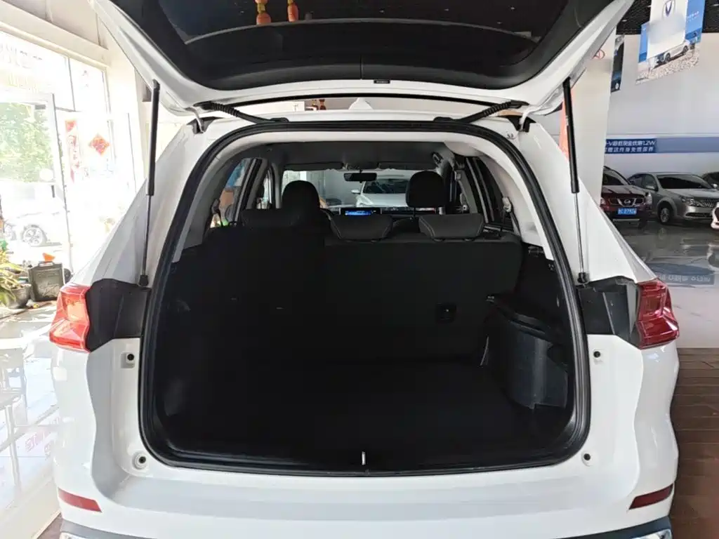 Haval M6 — миниатюра 19