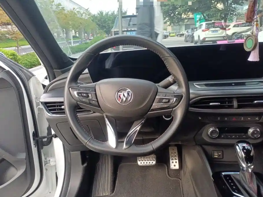 Buick Verano — миниатюра 16