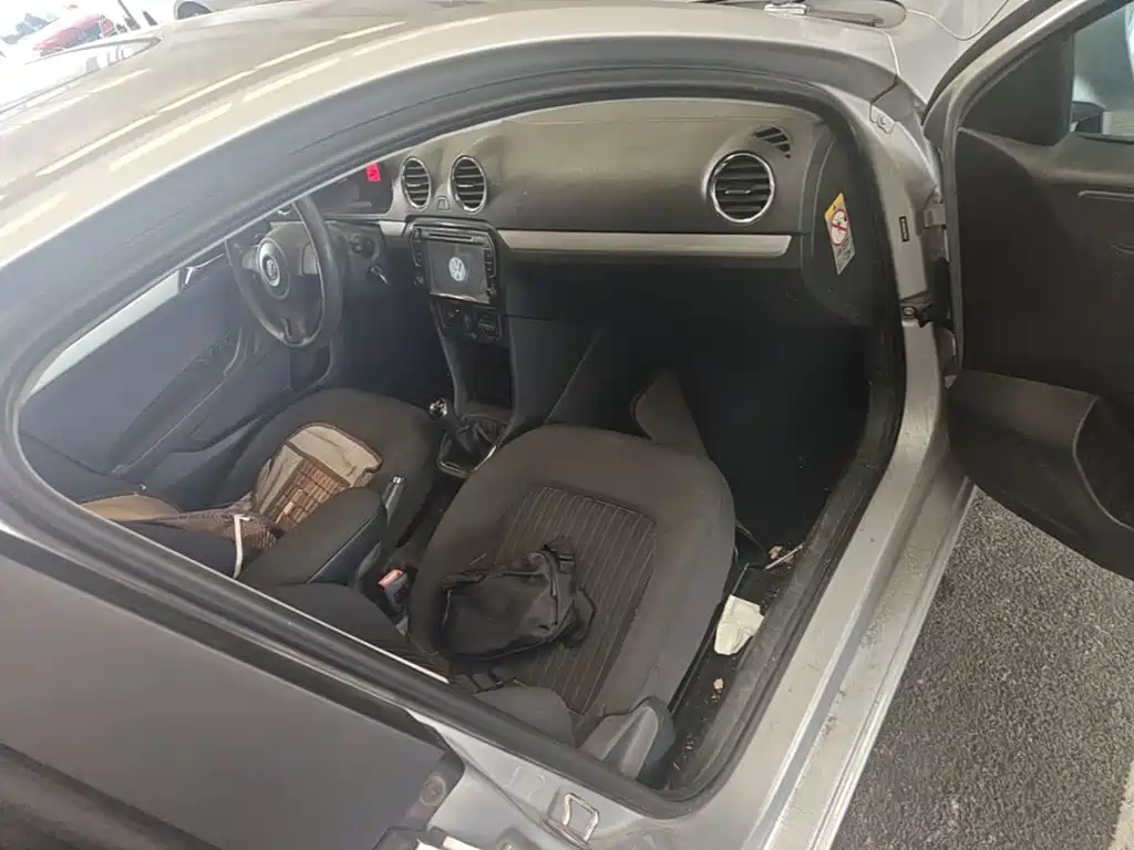 Volkswagen Jetta — миниатюра 9