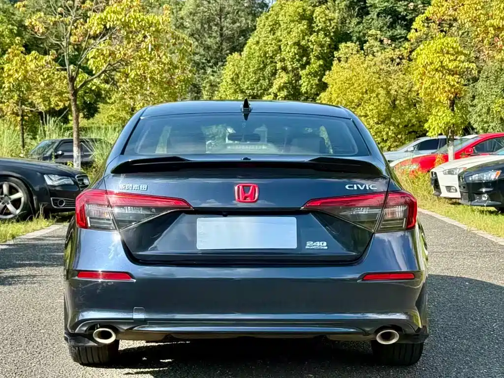 Honda Civic — миниатюра 7