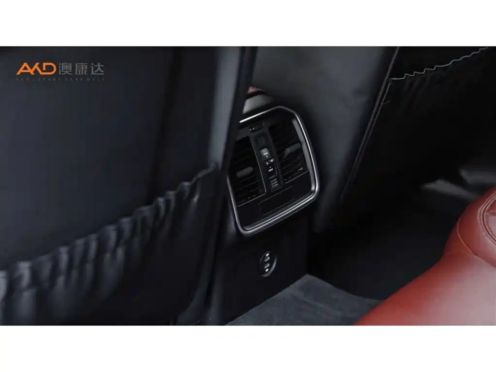 Porsche Macan — миниатюра 9