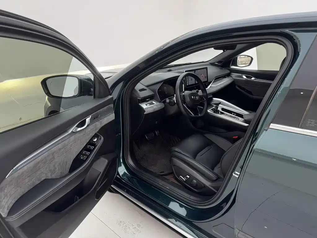 GEELY AUTOMOBILE XINGRUI