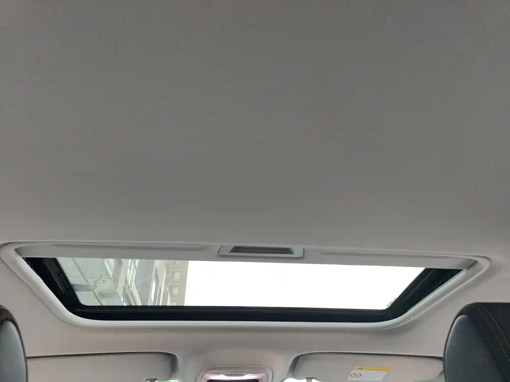 Buick Verano — миниатюра 9