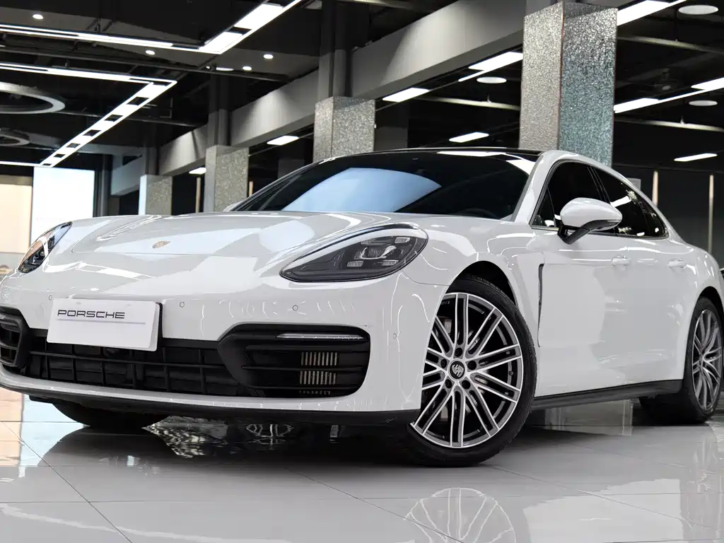 Купить Porsche Panamera