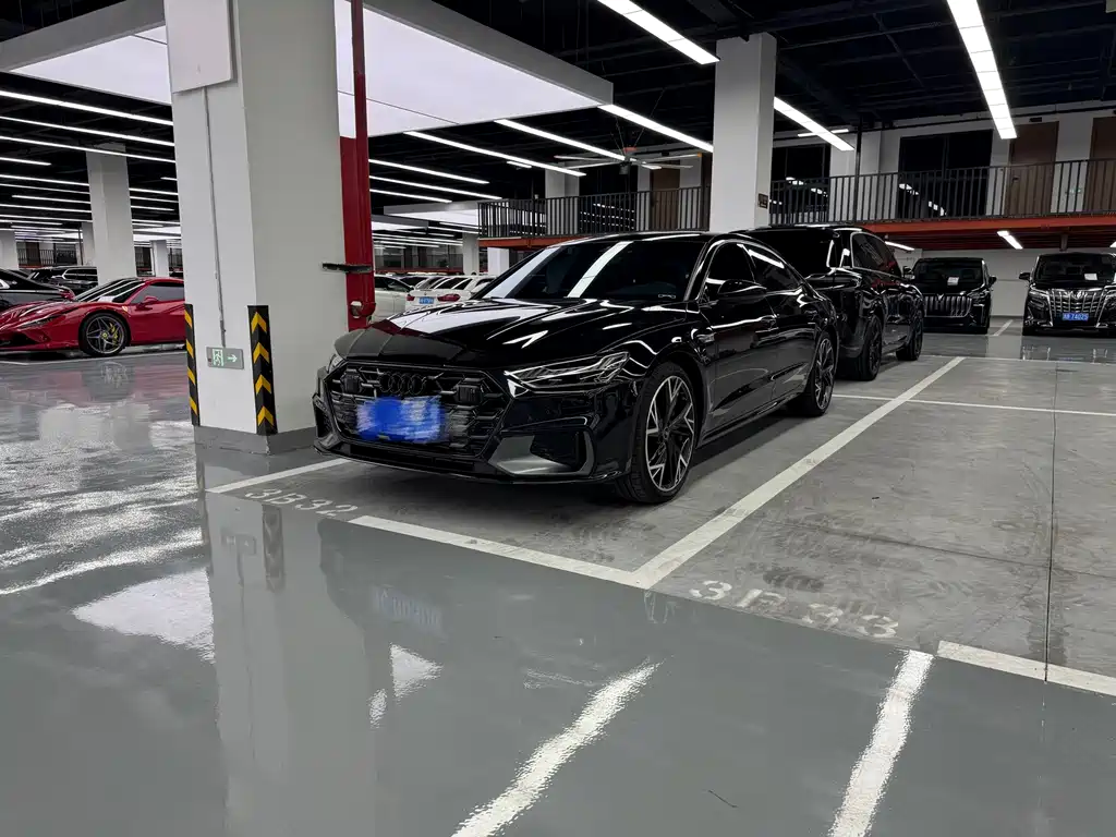 Audi A7L