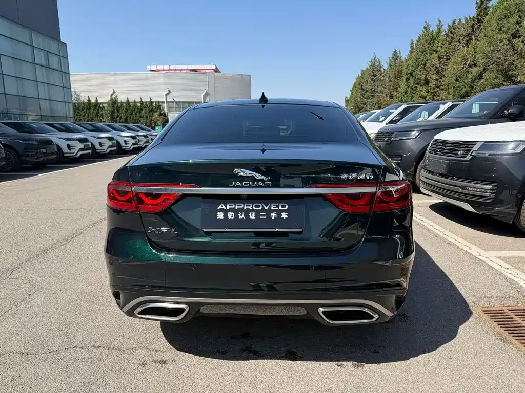 Jaguar XFL 2024 2.0T P250 Premium Luxury
