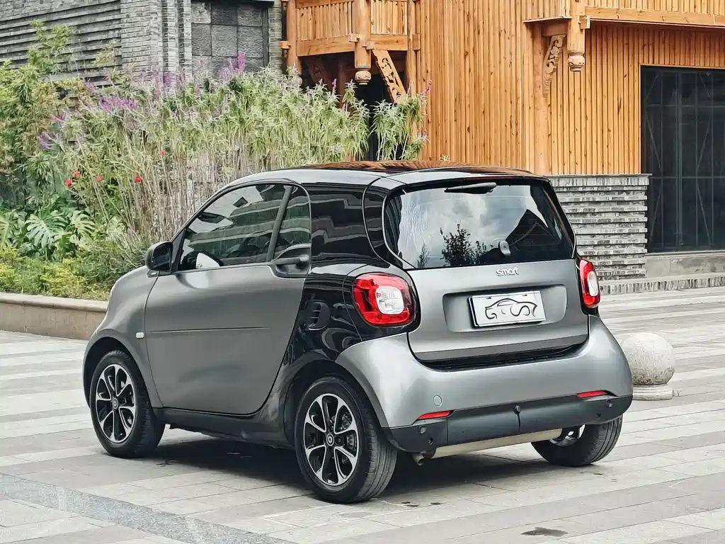 Smart fortwo 2015 1.0L 52