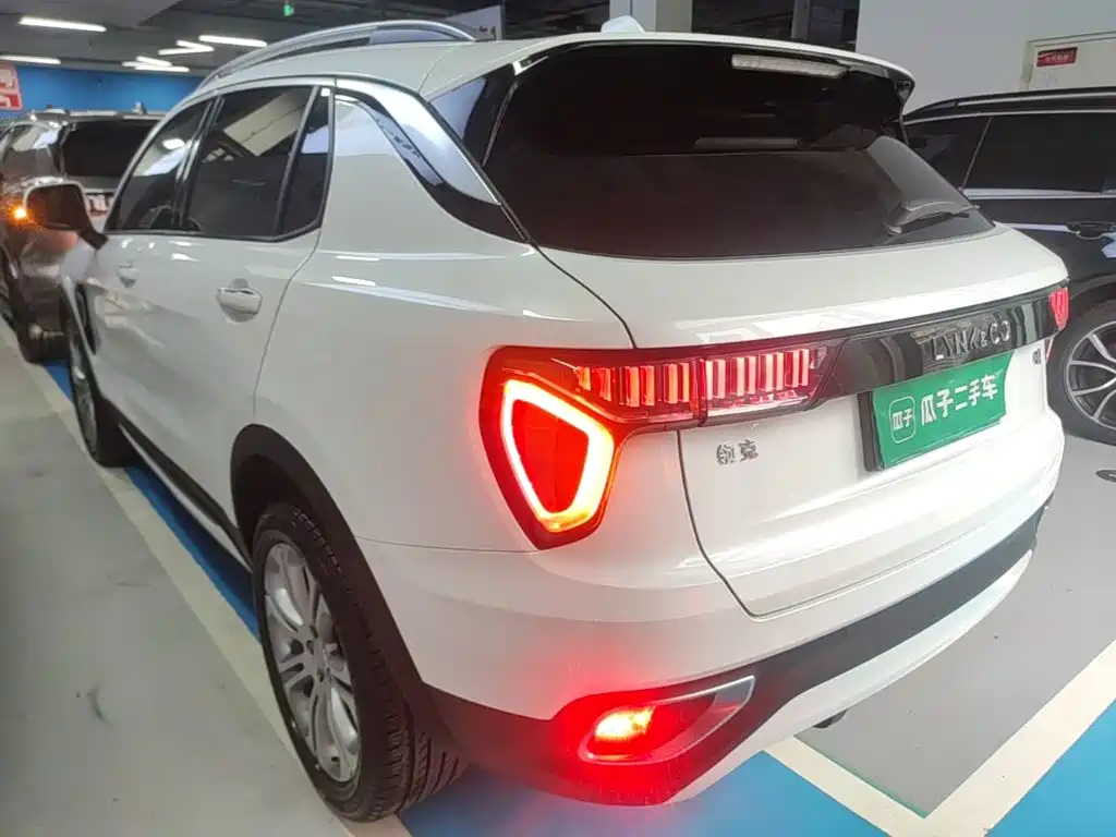 Lynk & Co 01 — миниатюра 5