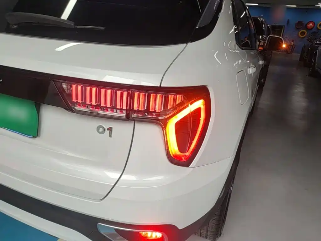 Lynk & Co 01 — миниатюра 8