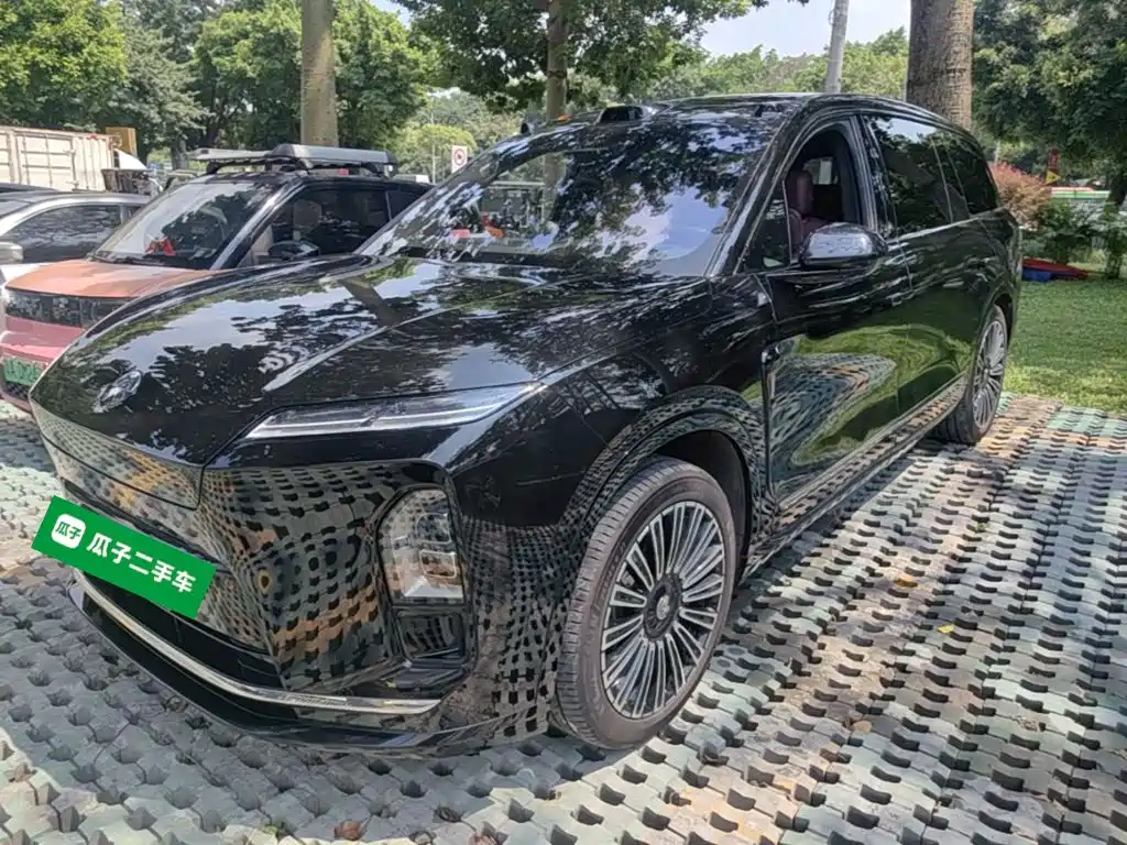 NIO ES8 — миниатюра 2
