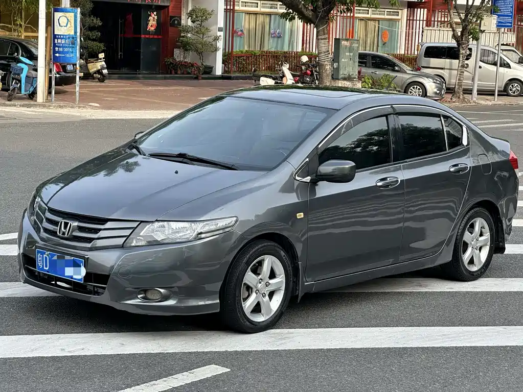 Купить Honda City Classic