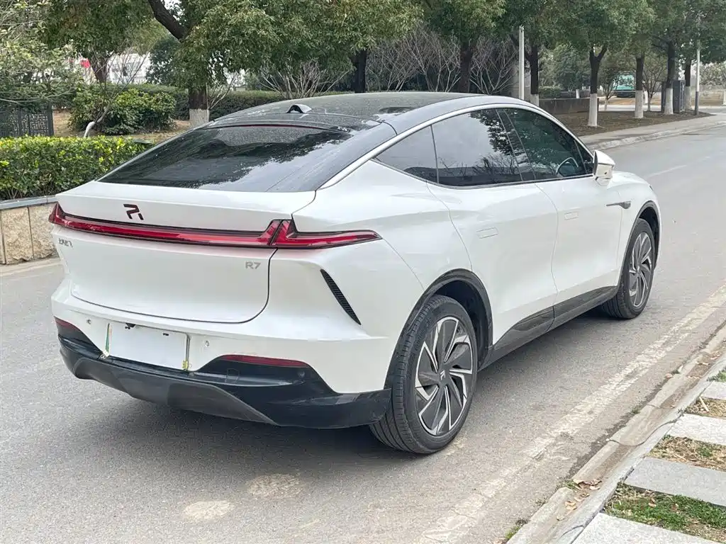 RISING AUTO FEIFAN R7