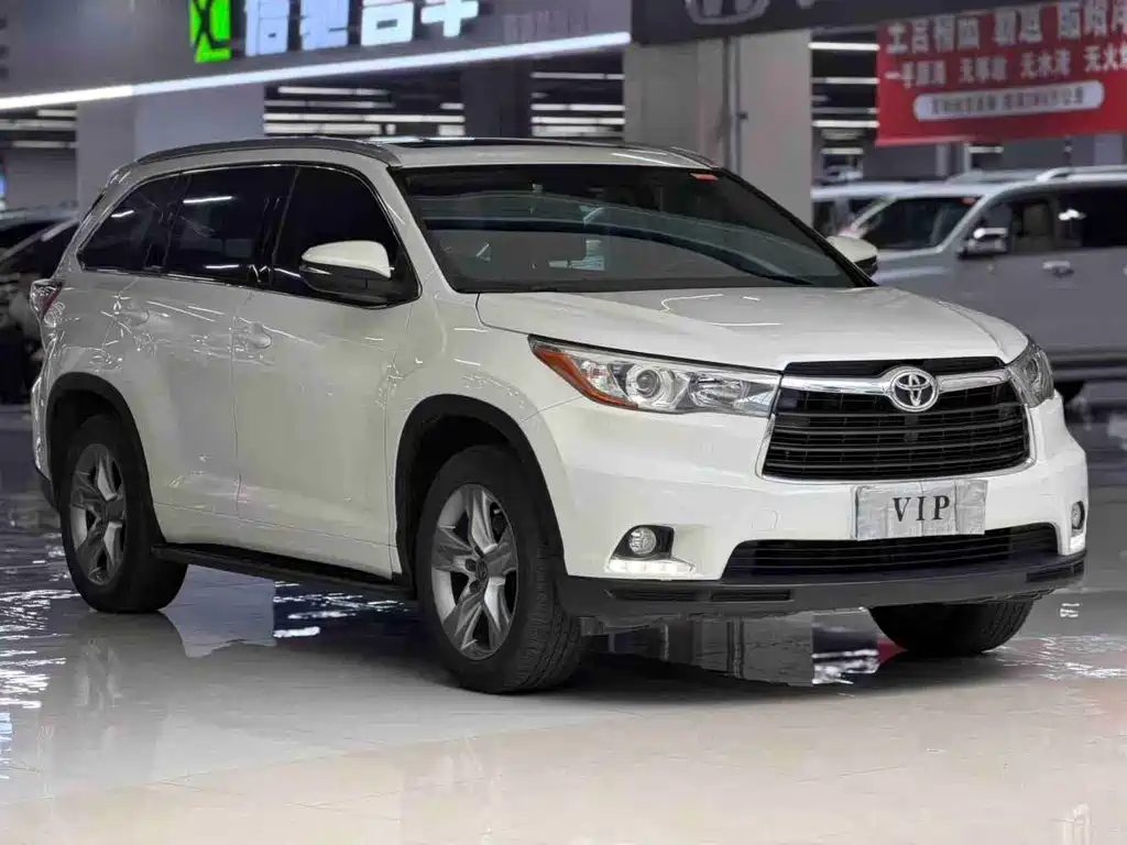 Toyota Highlander — миниатюра 3