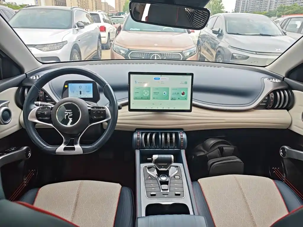 BYD Yuan Plus — миниатюра 10