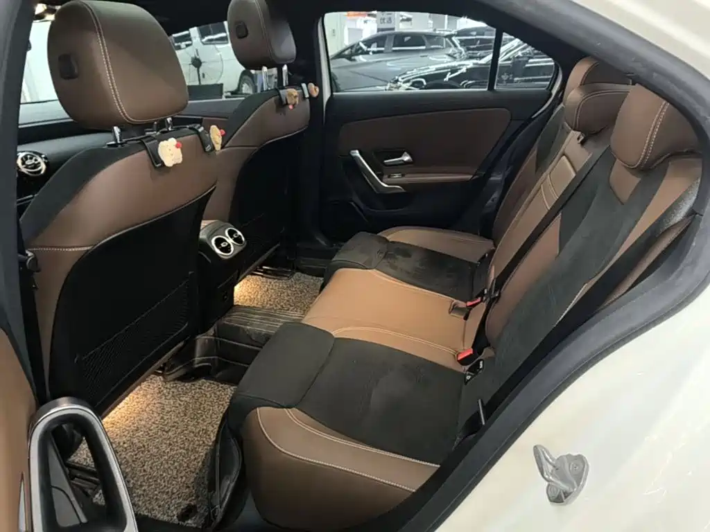 Mercedes-Benz A-Class — миниатюра 17