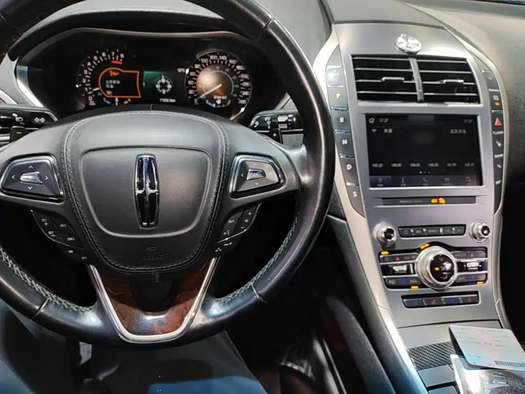 Lincoln MKZ — миниатюра 10