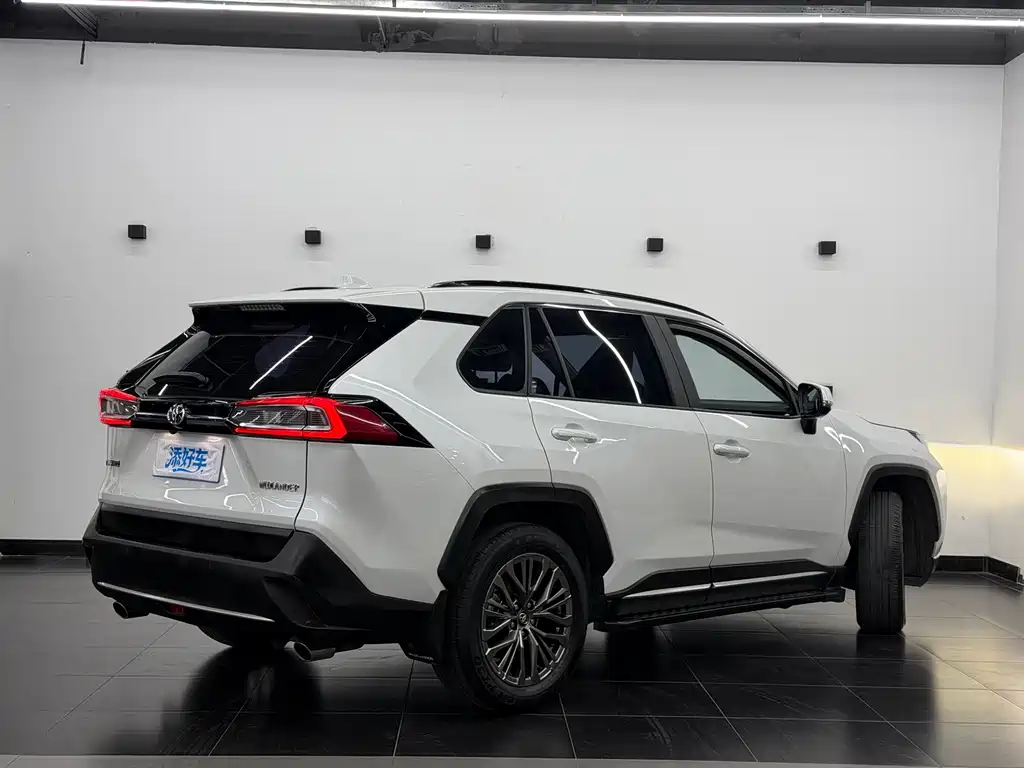 Toyota Wildlander — миниатюра 4