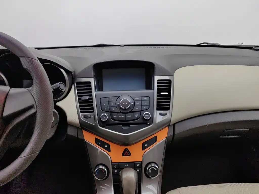Chevrolet Cruze — миниатюра 12